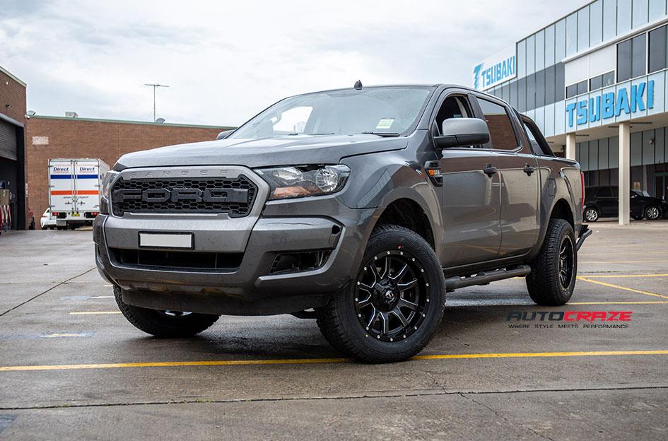 FORD-RANGER-VANDAL-GLOSS-BLACK-MILLED-ACCENTS